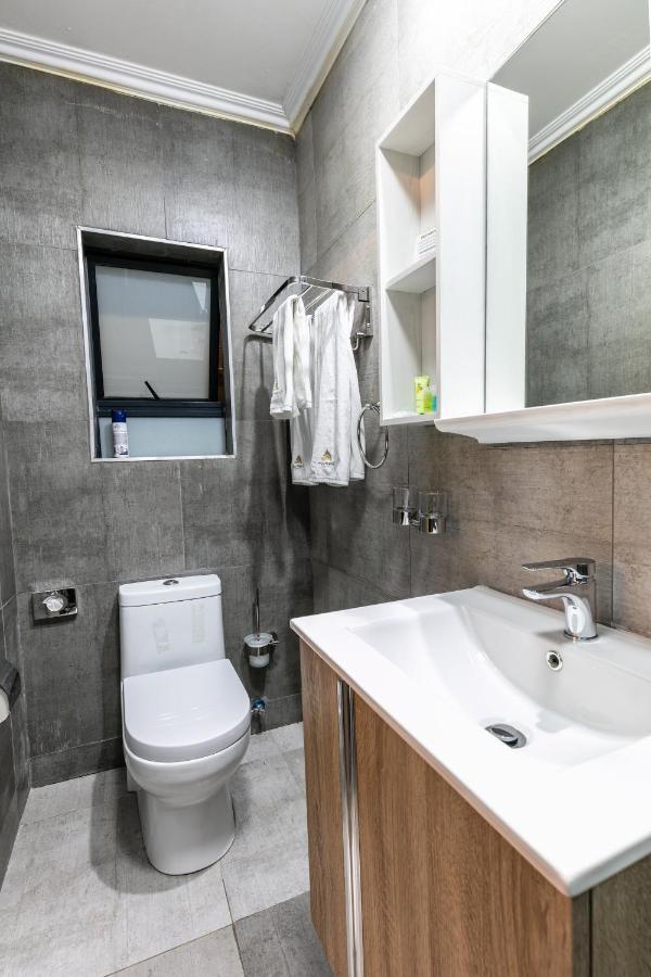 The Melva Guest House Gaborone Bagian luar foto