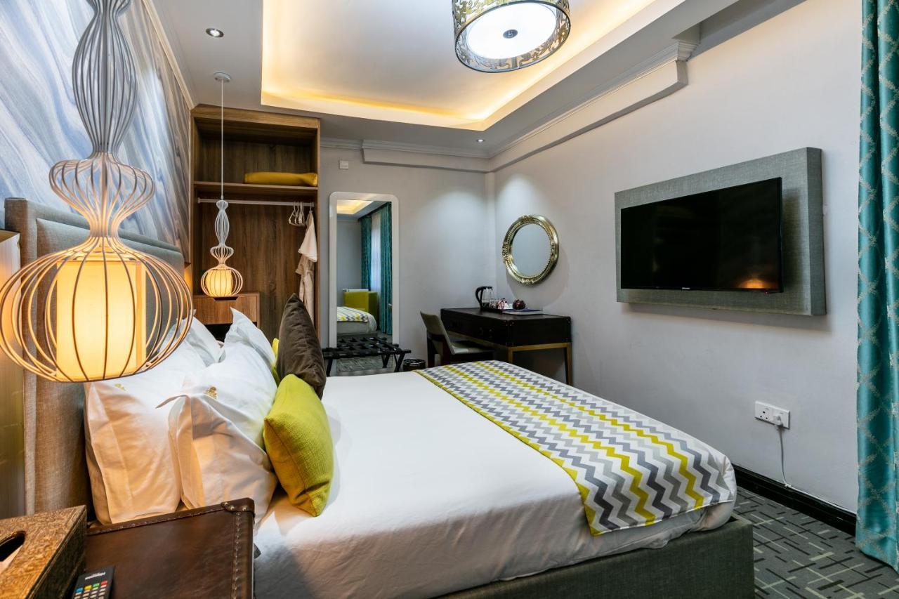 The Melva Guest House Gaborone Bagian luar foto